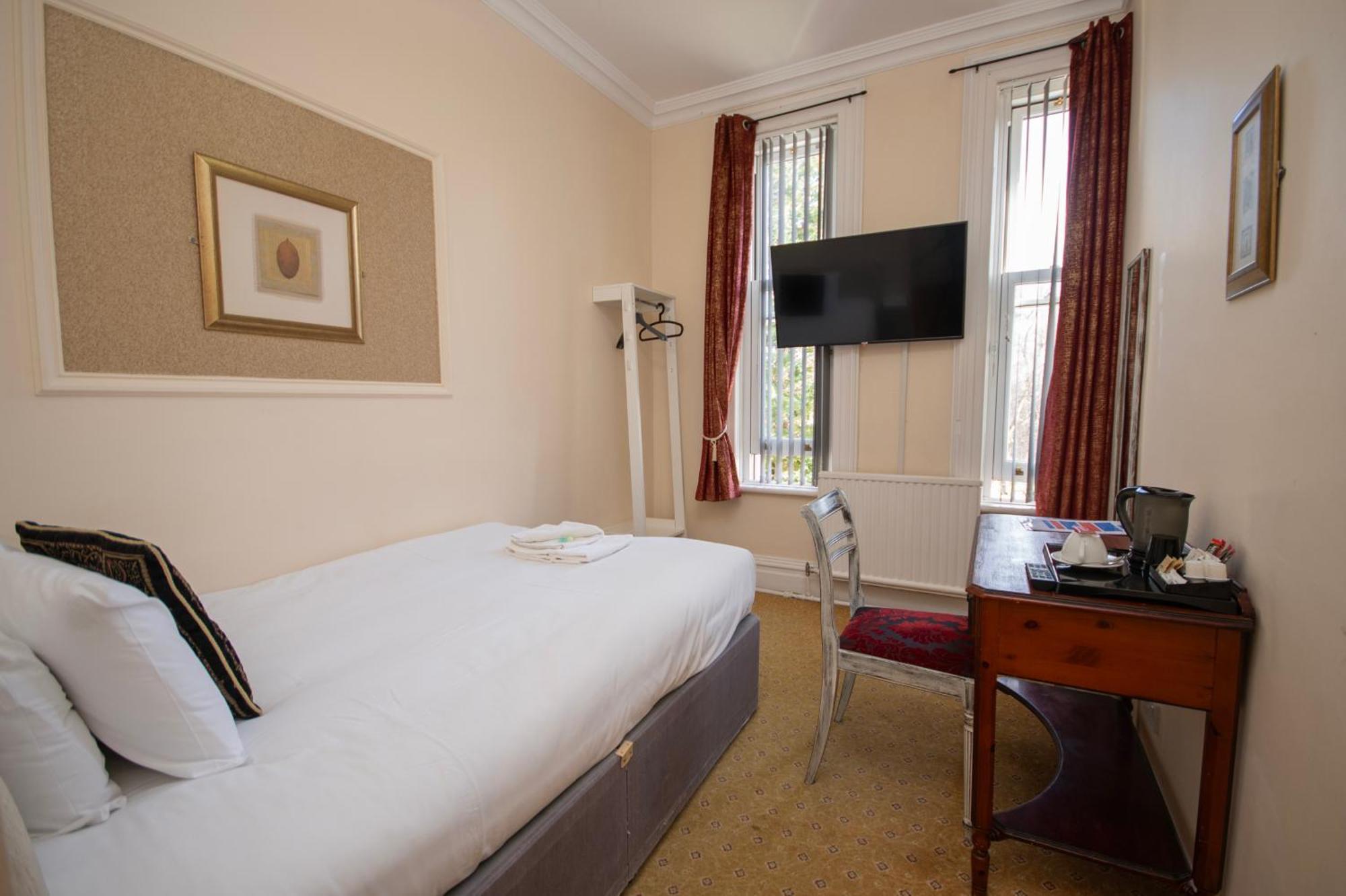 Northop Hall Country House Hotel Mold Exteriör bild
